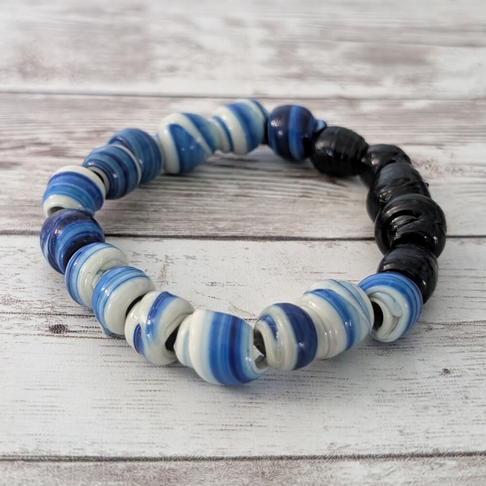 Vintage Stretch Bracelet Cream, Blue, Black Tones